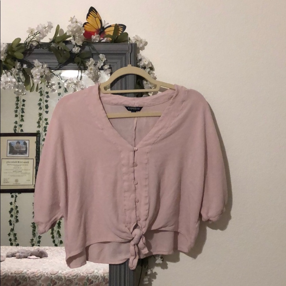 🌼Pink Express Blouse!!